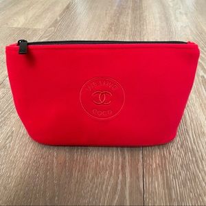 WE LOVE COCO - CHANEL makeup pouch